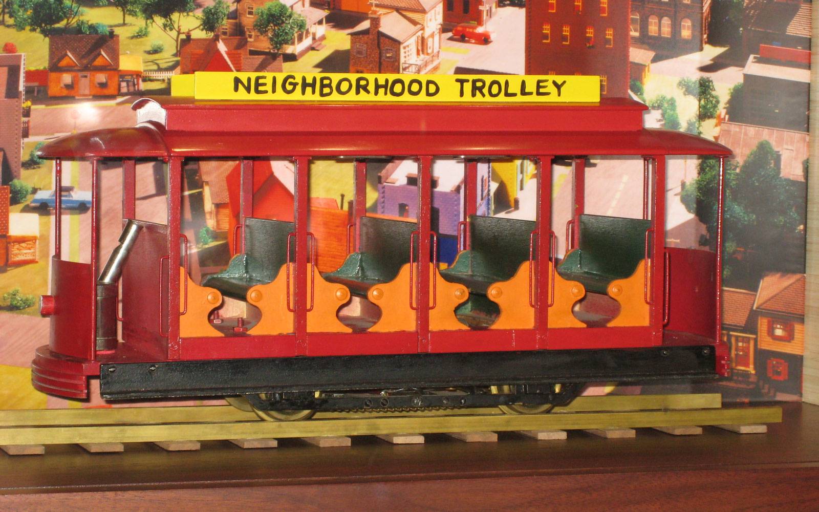 Fred-Rogers-Trolley