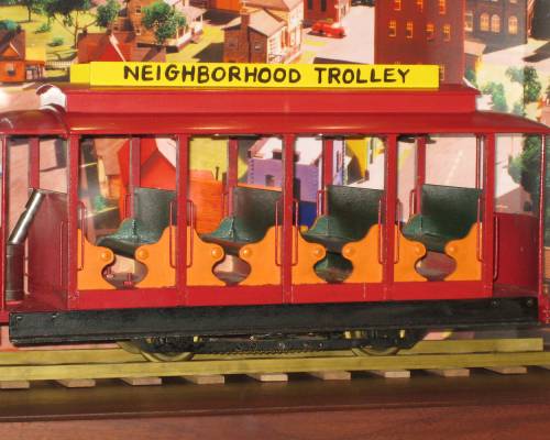 Fred-Rogers-Trolley