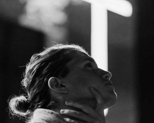 TalkingWithGodkeem-ibarra-560576-unsplash